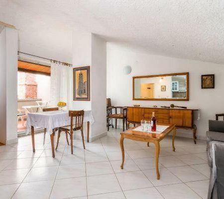 Ferienwohnung Apartman Turk Premantura Exterior foto
