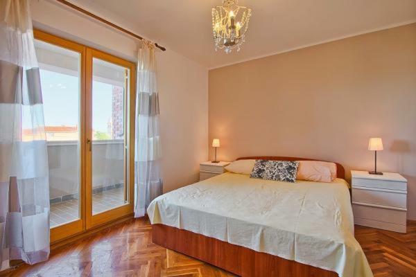Ferienwohnung Apartman Turk Premantura Exterior foto