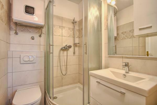 Ferienwohnung Apartman Turk Premantura Exterior foto